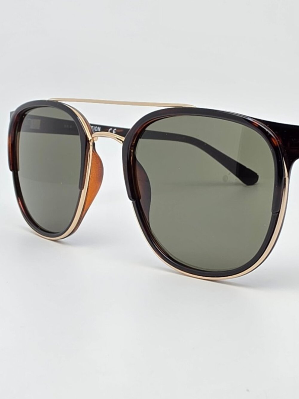 Kenneth Cole Reaction KC2926 Tortoise Gold Frame Green Lens Aviator Sunglasses